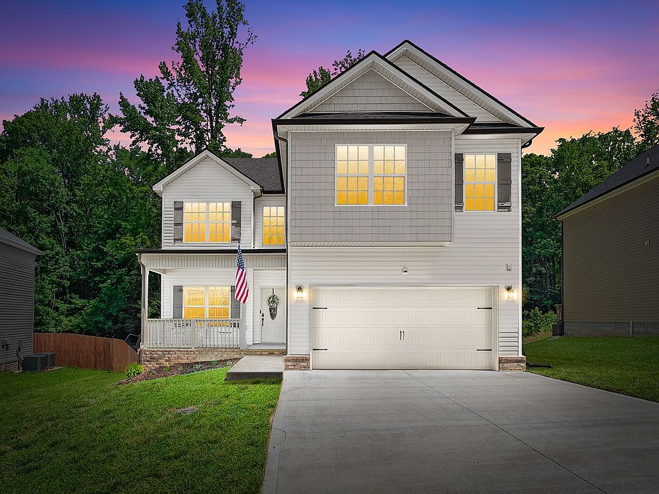 1st image of 403 Barry Dr