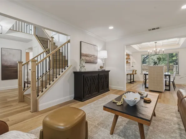 4122 Heartstone Dr, Grapevine, TX 76051