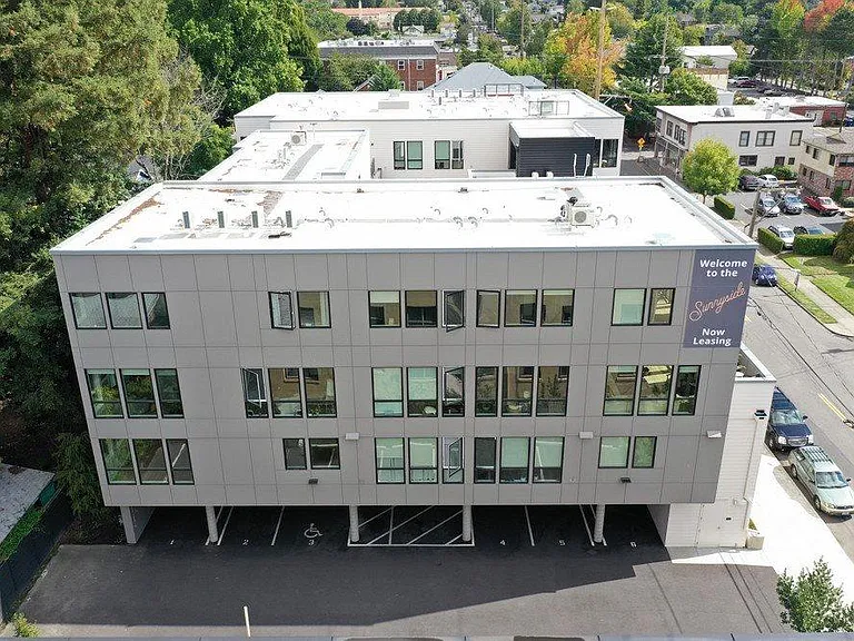 Sunnyside — Photo 14
