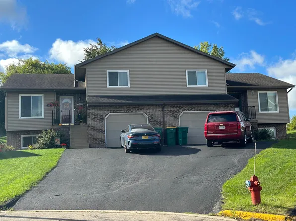 608 Prairie Ct, Mount Horeb, WI 53572