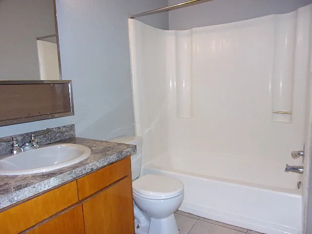 3025 Saint Paul Dr — Photo 11