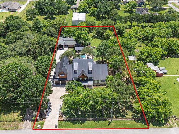 3rd image of 4607 Clayhead Rd