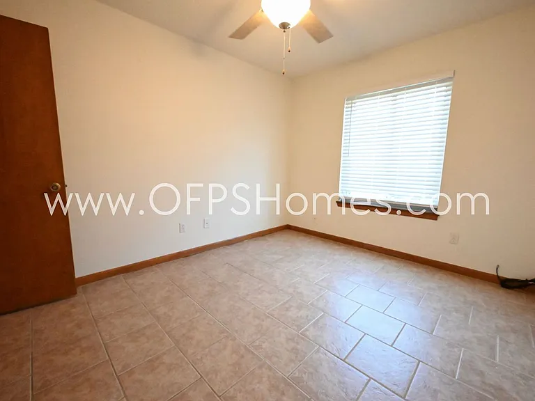 3934 Balsam Dr — Photo 9