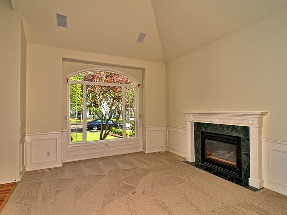 5th image of 3312 155th Pl SE