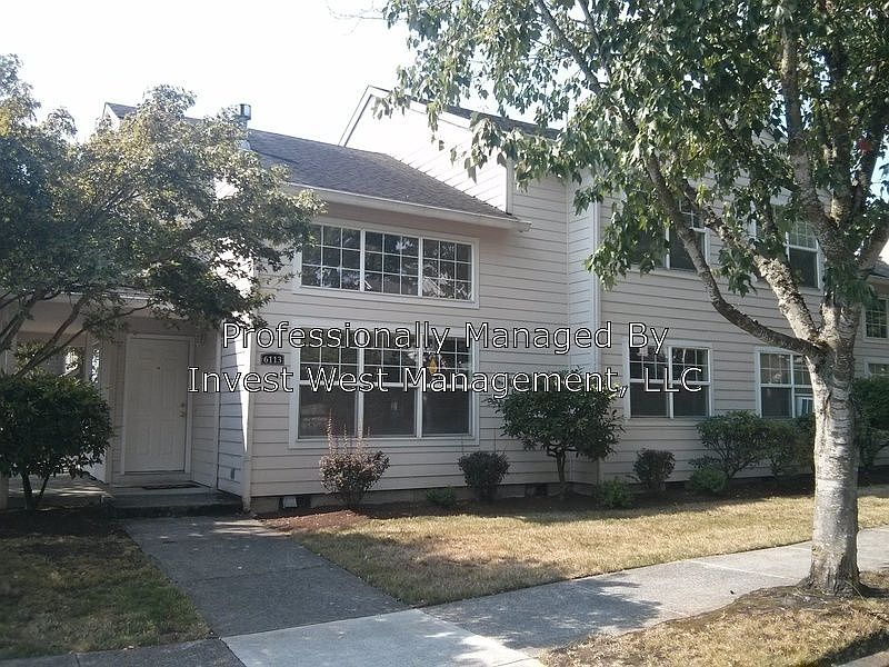 1st image of 6113 NE 35th Cir