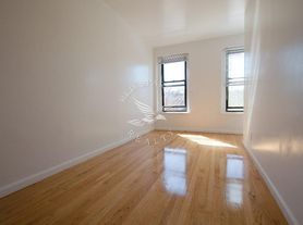 178 E 109th St, New York, NY