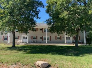 5741 Parview Dr APT 1, Clarkston, MI 48346