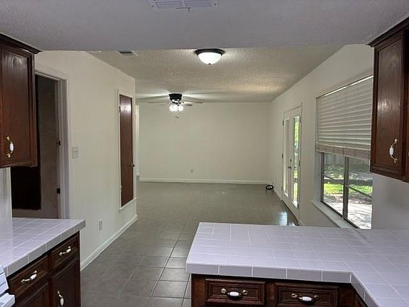 4th image of 1507 Casey Ln