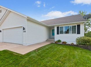 2026 Northland Cir, Coralville, IA 52241