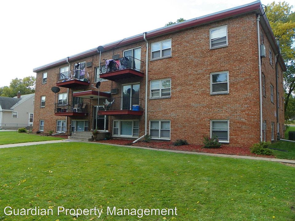 1st image of 352 21st Ave S APT 2B