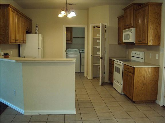 5th image of 3305 Belle Ave