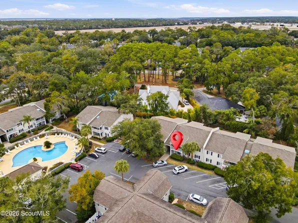 850 Mallery St #3E, Saint Simons Island, GA 31522
