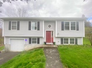 54 White Farm Rd, Wingdale, NY 12594