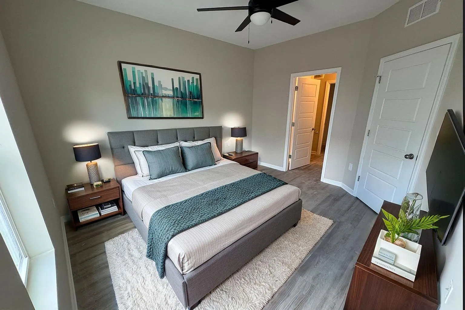 Valhalla Park Place — Photo 4