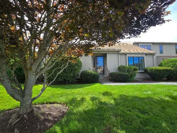 481 Buck Island Road APT 17A, West Yarmouth, MA 02673