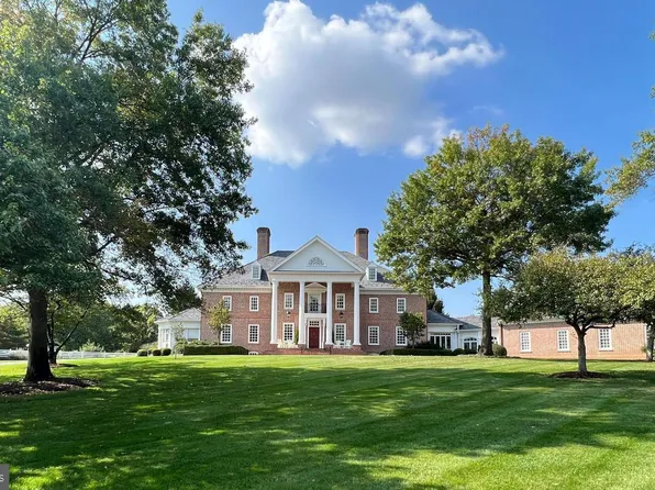 373 Craig Rd, Greencastle, PA 17225