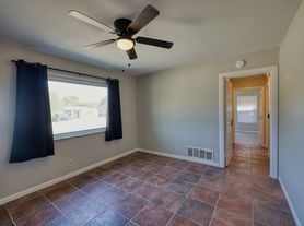 250 Arapahoe Dr