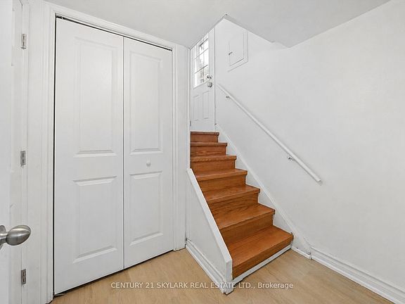 3rd image of 18 Jodphur Ave #Basement