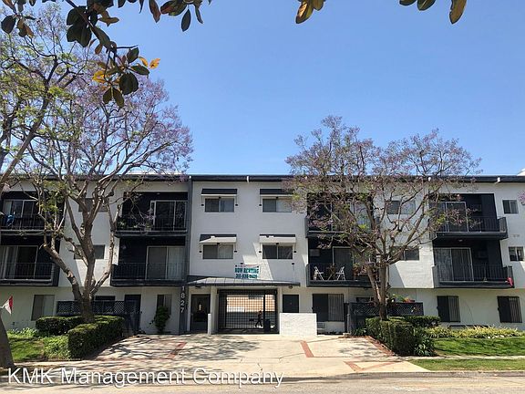 3rd image of 1827 Veteran Ave APT 11