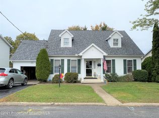 3802 Lydon Ln, Moosic, PA 18507