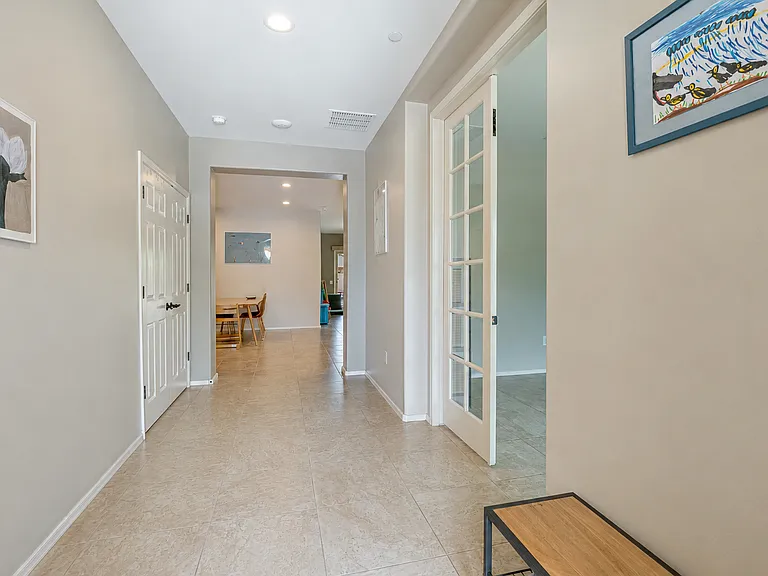 8134 N Circulo El Palmito — Photo 5
