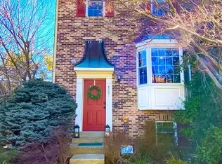 4501 Little River Run Dr, Annandale, VA 22003