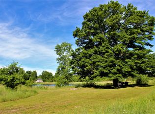 8360 N McKinley Rd, Flushing, MI 48433