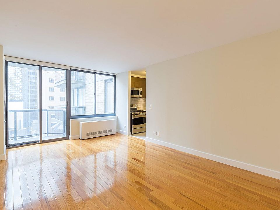 1st image of 235 W 48th St APT 28M
