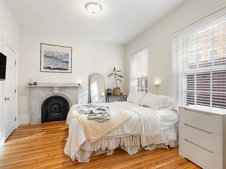 62 W Cedar St #3 — Photo 9