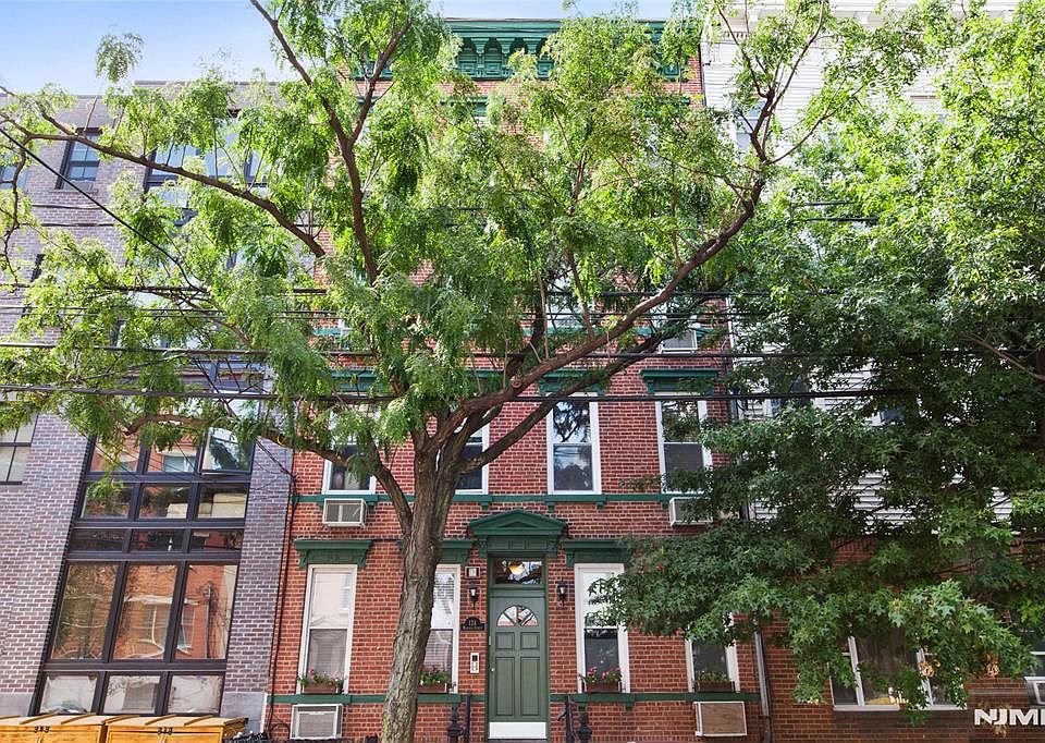 1st image of 124 Madison Street #A