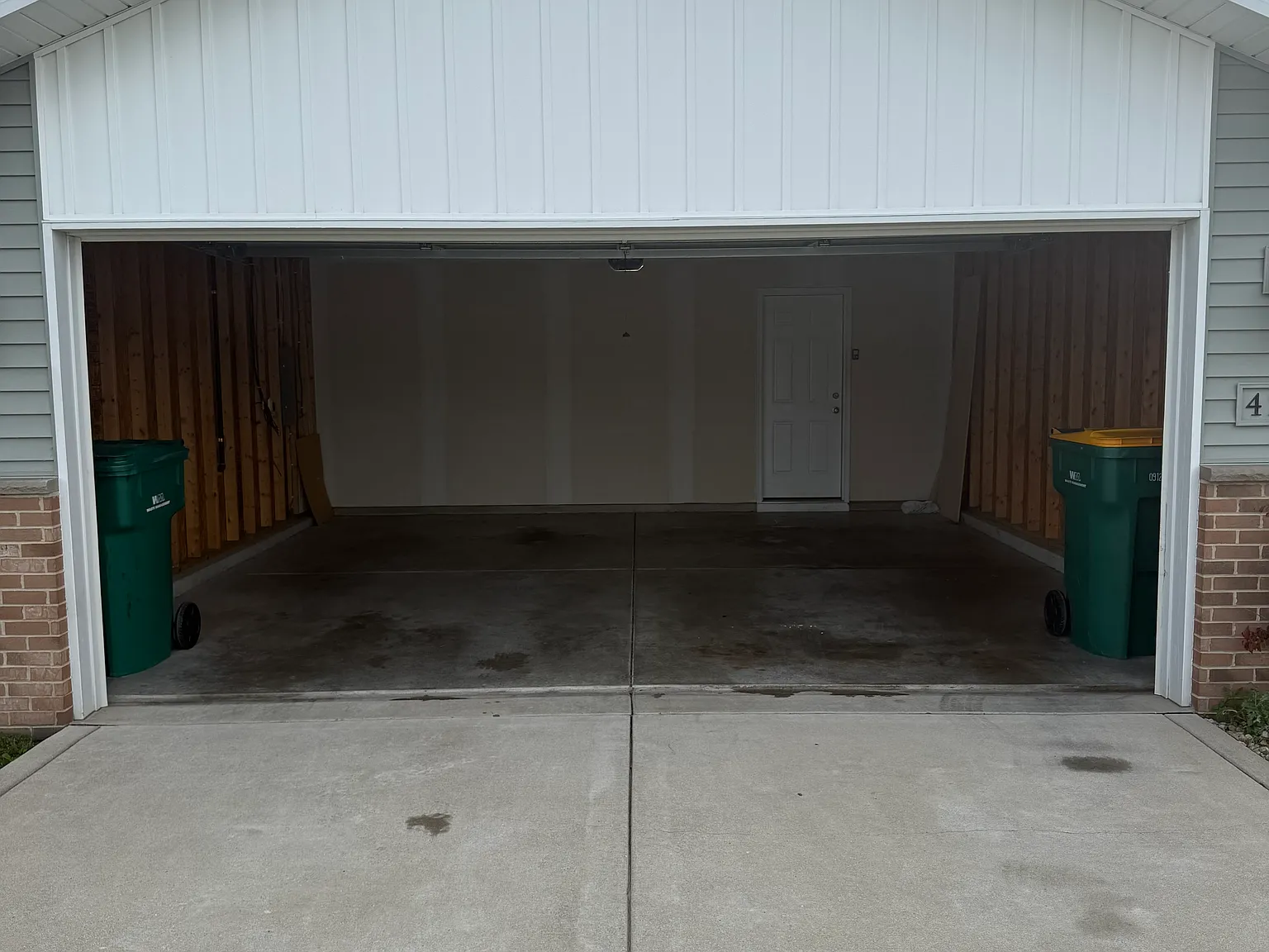 3 bed, 1565 sqft, $2,400 — Photo 2