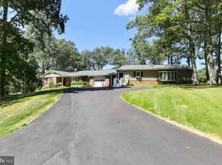 1008 Sharon Ln, Westminster, MD 21157