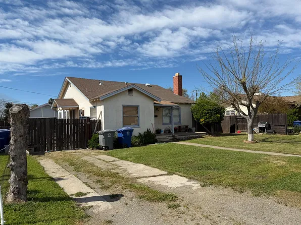 1950 Center Ave, Dos Palos, CA 93620