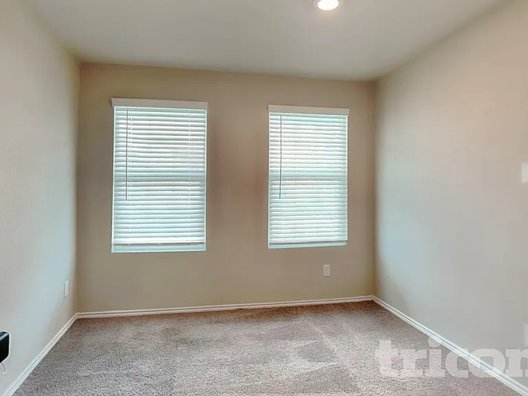 5546 Basil Chase — Photo 10