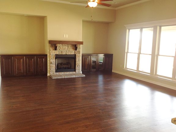 Extensive wood flooring