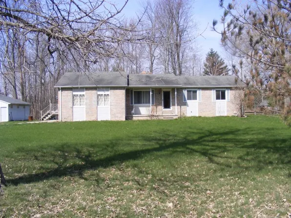 478 S Bartlett Rd, Saint Clair, MI 48079