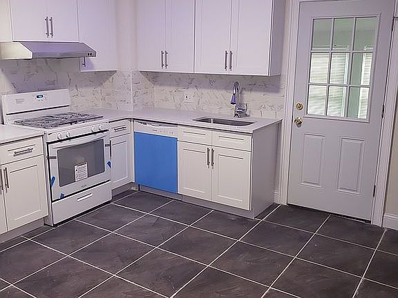 Kitchen Door to Mud Room