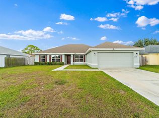 517 SW Cherryhill Rd, Port Saint Lucie, FL 34953