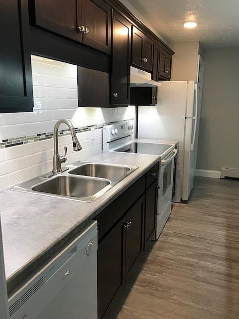 1st image of 827 S Cleveland Ave APT 6