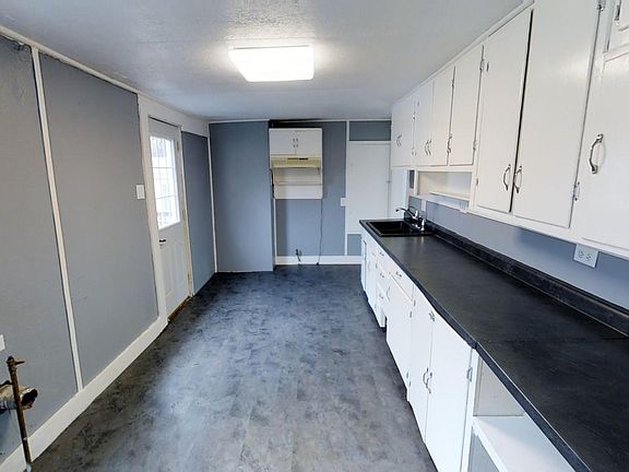 5th image of 312 E Hanna St