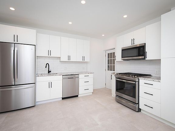 2nd image of 1816 Kater St #1