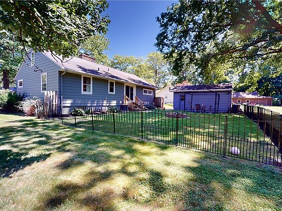 3rd image of 6514 Mardon Dr
