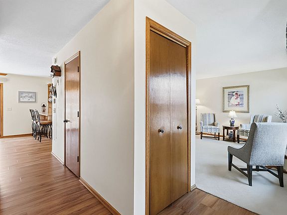 5th image of 4391 Winston Pl