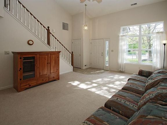 4th image of 7542 Sycamore Grove Ct