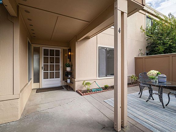 4th image of 1348 Rockledge Ln APT 4