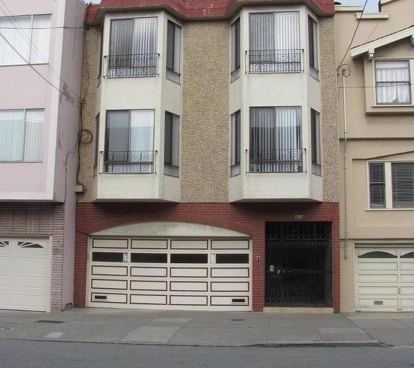 1st image of 428 22nd Ave