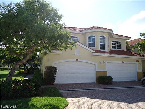 2nd image of 5965 Tarpon Gardens Cir APT 201
