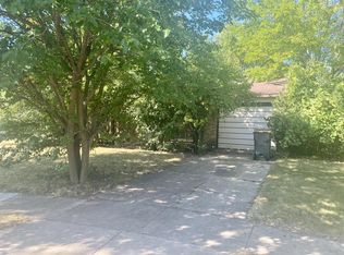306 Dunbar Ct, Streamwood, IL