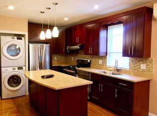 8902 69th Ave #1F, Forest Hills, NY 11375