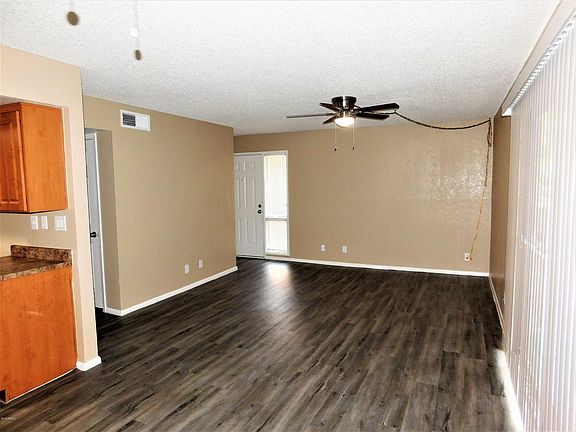 4th image of 3810 N Maryvale Pkwy APT 2013